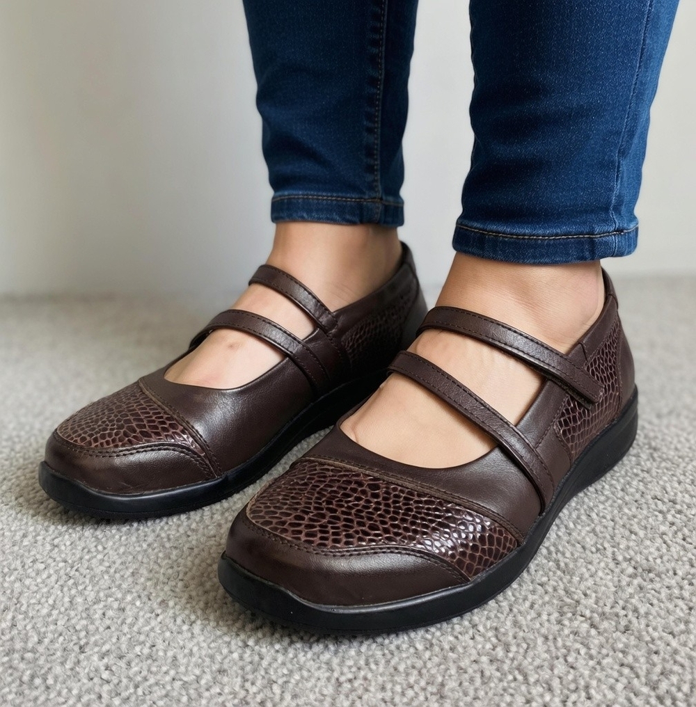 Apex Aetrex Brown Mary Jane Wide Orthotic Comfort Flats Women's Sz 5.5W NIB